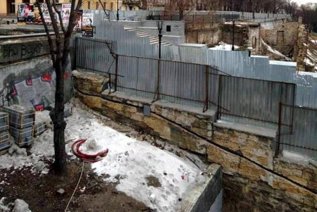 На Потемкинской лестнице возобновляются ремонтно-реставрационные работы