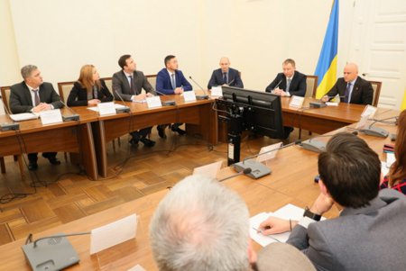 Как будут взаимодействовать город и порт: (фото)