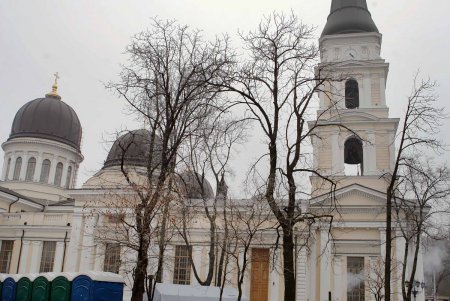В Одессу прибыла одна из главных реликвий Святой горы Афон – мощи Святого Пантелеймона (фоторепортаж)