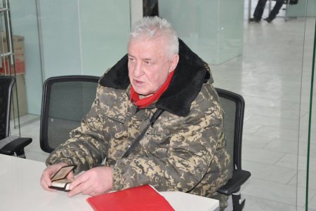 Незаконное строительство и обеспечение жильем прав детей-сирот: губернатор провел личный прием граждан (фото)