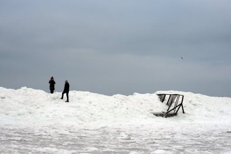 Сегодня, наконец, зима встретилась с весною (фоторепортаж)