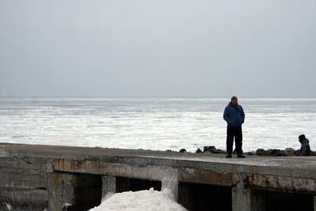 Сегодня, наконец, зима встретилась с весною (фоторепортаж)