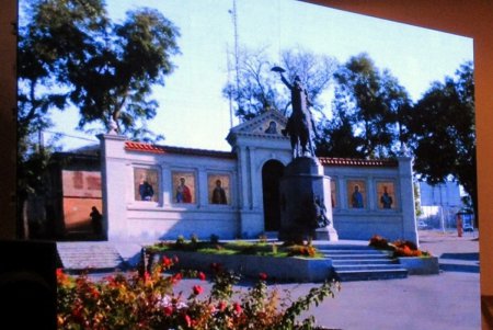 Глава Суворовской райадминистрации отчитался о работе перед жителями района (фото)