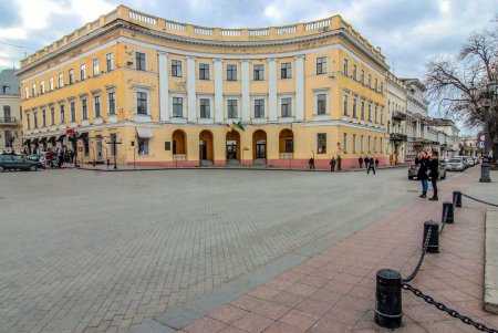Парадный фасад Одессы заиграет новыми красками (фоторепортаж)