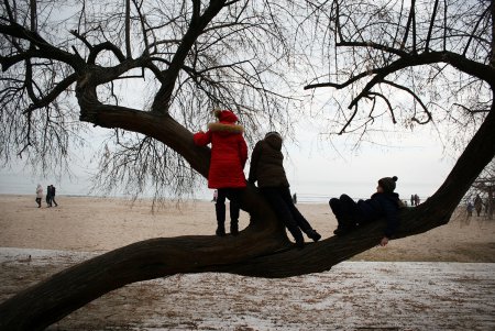 В Одессе Масленица и почти пляжный сезон почти что встретились (фоторепортаж)