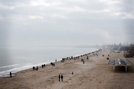 В Одессе Масленица и почти пляжный сезон почти что встретились (фоторепортаж)