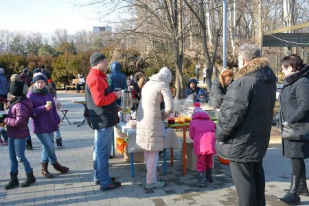 В Одессе проводили Масленицу (фото)