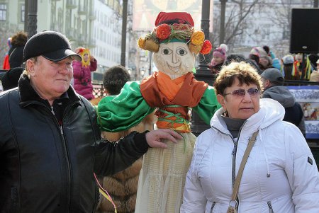 В Городском саду состоялся фестиваль «Масленица»  (фоторепортаж)