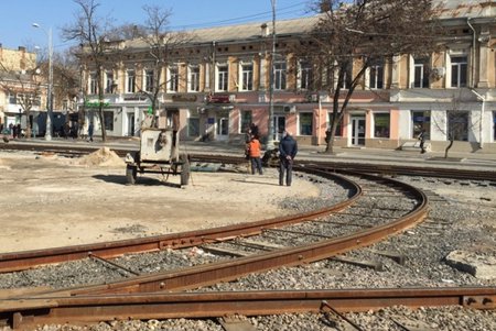 Тираспольская площадь: капитальный ремонт продолжается (фото)