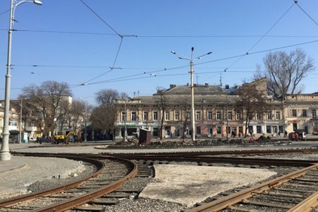 Тираспольская площадь: капитальный ремонт продолжается (фото)