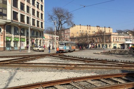 Тираспольская площадь: капитальный ремонт продолжается (фото)