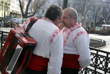Мэрцишор пожелал одесситам: тепла, радости и успехов (фоторепортаж)