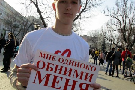 На Дерибасовской одесситов избавляли от грусти, печали и одиночества (фото)