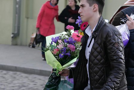 Сегодня многие одесситы стали «жертвами» праздничной «агрессии» (фоторепортаж) 
