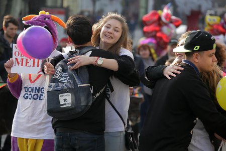 Сегодня многие одесситы стали «жертвами» праздничной «агрессии» (фоторепортаж) 