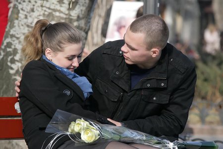 Сегодня многие одесситы стали «жертвами» праздничной «агрессии» (фоторепортаж) 