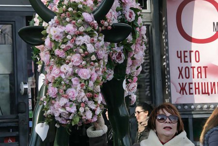 Сегодня многие одесситы стали «жертвами» праздничной «агрессии» (фоторепортаж) 