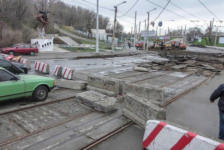 Одесса переживает большие дорожно-ремонтные работы (фоторепортаж)