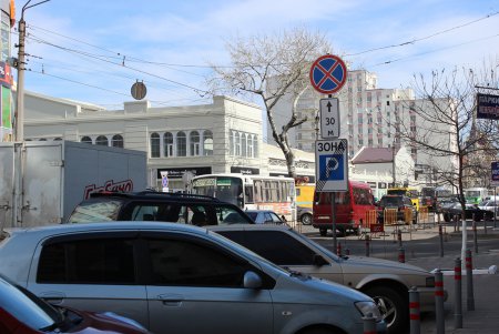 На Пантелеймоновской начата знаковая война с автохамами (фото)