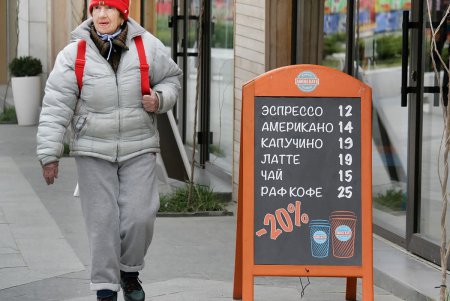 Одесская Аркадия готовится к новому сезону (фоторепортаж)