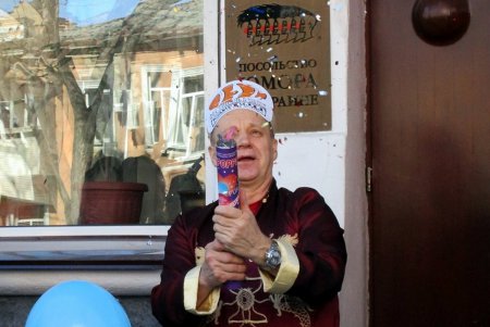 «Поплыли!»: в Одессе стартовал седьмой Международный фестиваль клоунов и мимов «Комедиада» (фото)