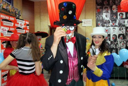 «Поплыли!»: в Одессе стартовал седьмой Международный фестиваль клоунов и мимов «Комедиада» (фото)