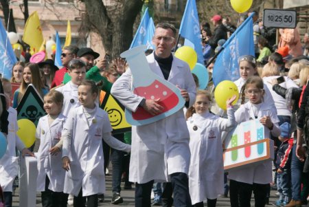 В Одессе прошло главное шествие Юморины (фоторепортаж) 