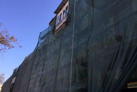Начались работы по ремонту фасадов зданий в исторической части города (фото)