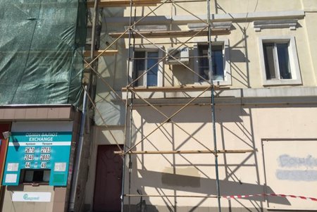 Начались работы по ремонту фасадов зданий в исторической части города (фото)