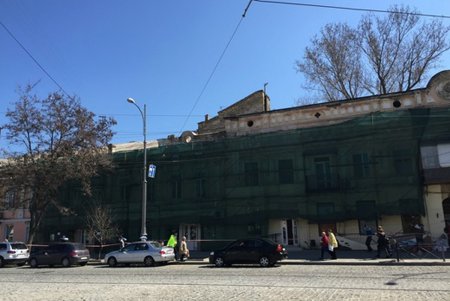 Начались работы по ремонту фасадов зданий в исторической части города (фото)