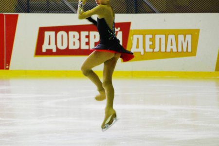 В Одессе проходит финал детских всеукраинских соревнований по фигурному катанию (фото)