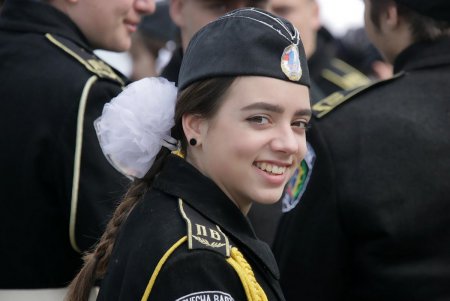 На Аллею Славы встал Почетный караул (фоторепортаж)