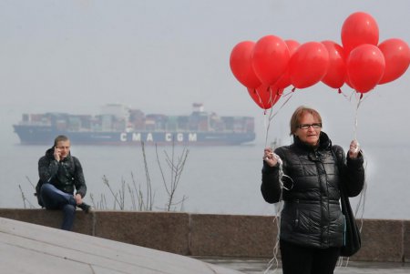 На Аллею Славы встал Почетный караул (фоторепортаж)