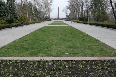 На Аллею Славы встал Почетный караул (фоторепортаж)