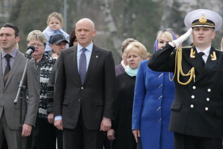 На Аллею Славы встал Почетный караул (фоторепортаж)