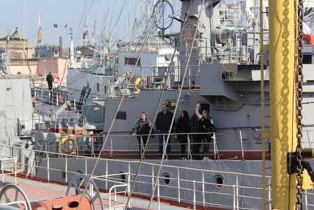 Школьники побывали на военных кораблях национального флота Украины (фото)