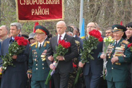 «Для всех поколений одесситов 10 апреля — наш день!», — мэр Геннадий Труханов (фото)
