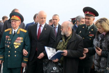 «Для всех поколений одесситов 10 апреля — наш день!», — мэр Геннадий Труханов (фото)
