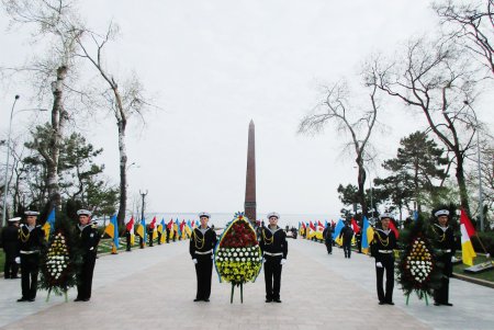 «Для всех поколений одесситов 10 апреля — наш день!», — мэр Геннадий Труханов (фото)