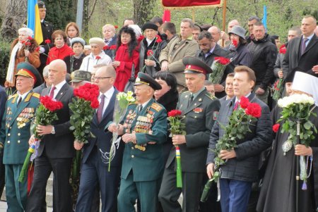 «Для всех поколений одесситов 10 апреля — наш день!», — мэр Геннадий Труханов (фото)
