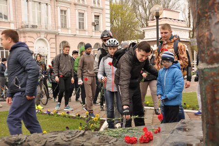В Одесском порту состоялась велоэкскурсия, посвященная Дню освобождения города (фото) 