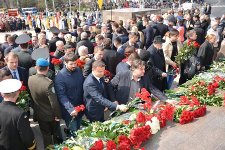 Город-герой Одесса отметил 73-ю годовщину своего освобождения (фотоотчет)