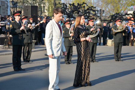 Духовые оркестры сделали музыкальный подарок городу-герою, городу-победителю (фото)