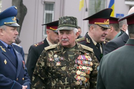 Аллея Славы и памятник Неизвестному матросу — две знаковых точки на карте и в душе города-героя Одессы спустя 73 года  после его освобождения (фоторепортаж)