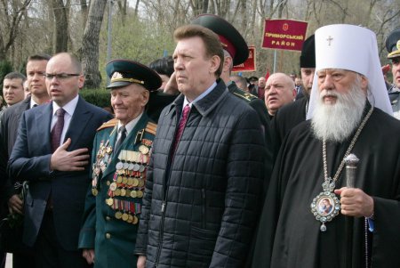 Аллея Славы и памятник Неизвестному матросу — две знаковых точки на карте и в душе города-героя Одессы спустя 73 года  после его освобождения (фоторепортаж)