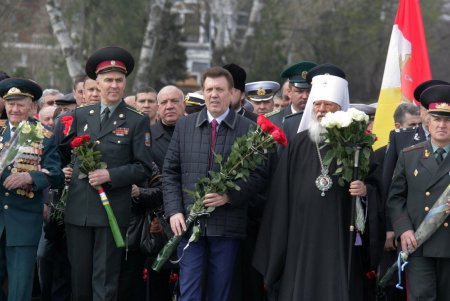 Аллея Славы и памятник Неизвестному матросу — две знаковых точки на карте и в душе города-героя Одессы спустя 73 года  после его освобождения (фоторепортаж)