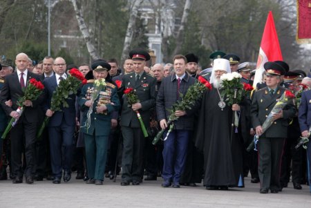 Аллея Славы и памятник Неизвестному матросу — две знаковых точки на карте и в душе города-героя Одессы спустя 73 года  после его освобождения (фоторепортаж)