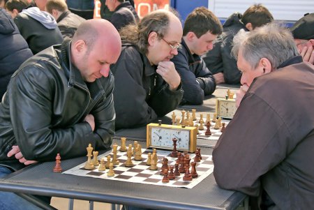 В Старобазарном сквере – спортивный праздник (фоторепортаж)