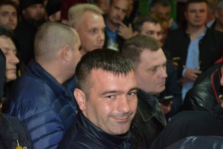 Благодатный огонь прибыл в Одессу (фото) 