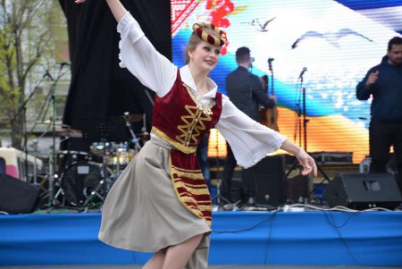 «Христос анести» — в Одессе отмечают Пасху по-гречески (Фото)
